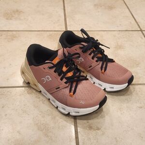 EUC Cloudflyer 4 On Running Shoes